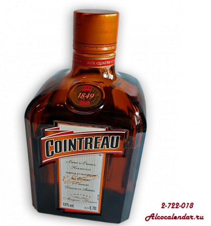 Куантро 40%. Каждый глоток Куантро (Cointreau) – экстраординарное путешествие вкуса, затрагивающее несколько чувств. В начале это аромат апельсина, затем холодок льда, и, наконец, крепость алкоголя. 1л.-1300р.